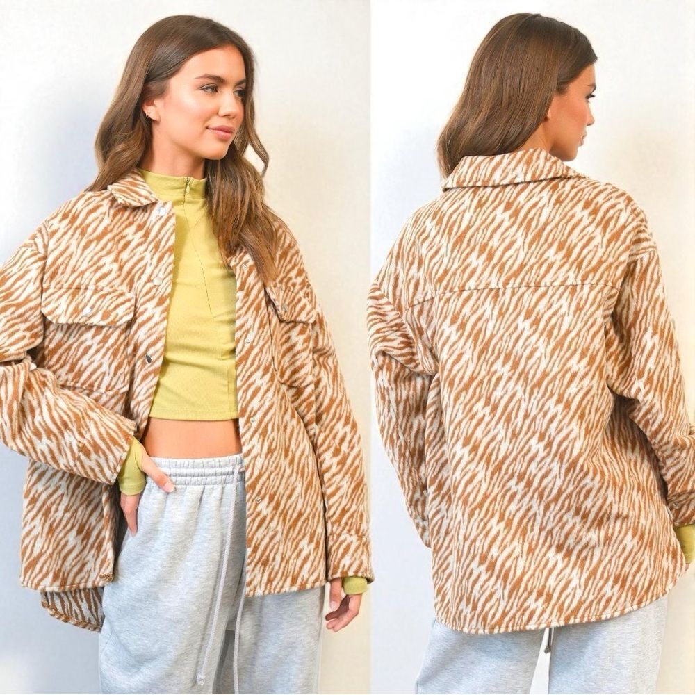 Zebra Print Snap Down Long Sleeve Shacket Size Large New with Tags - Picture 2 of 9